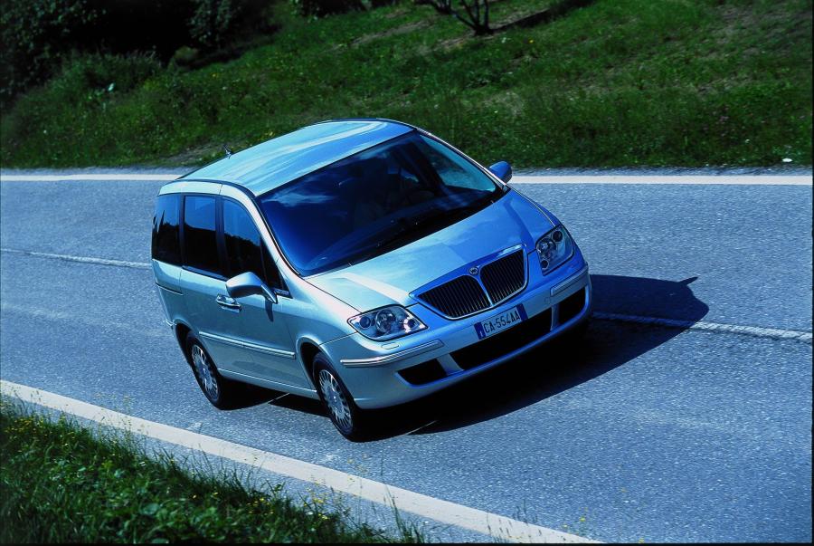  Lancia Phedra 2002 года  (фото 66 из 123)
